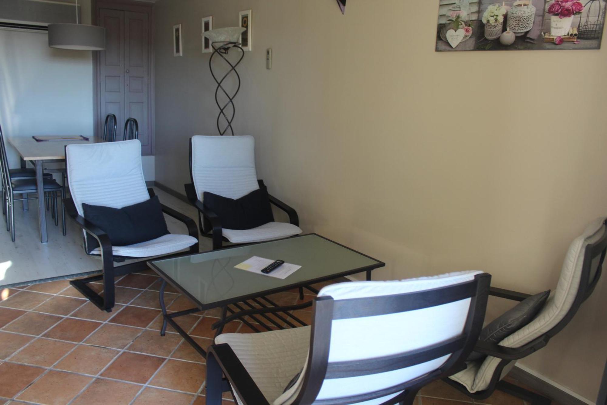 Mas Auroma Bed & Breakfast Murs  Ruang foto